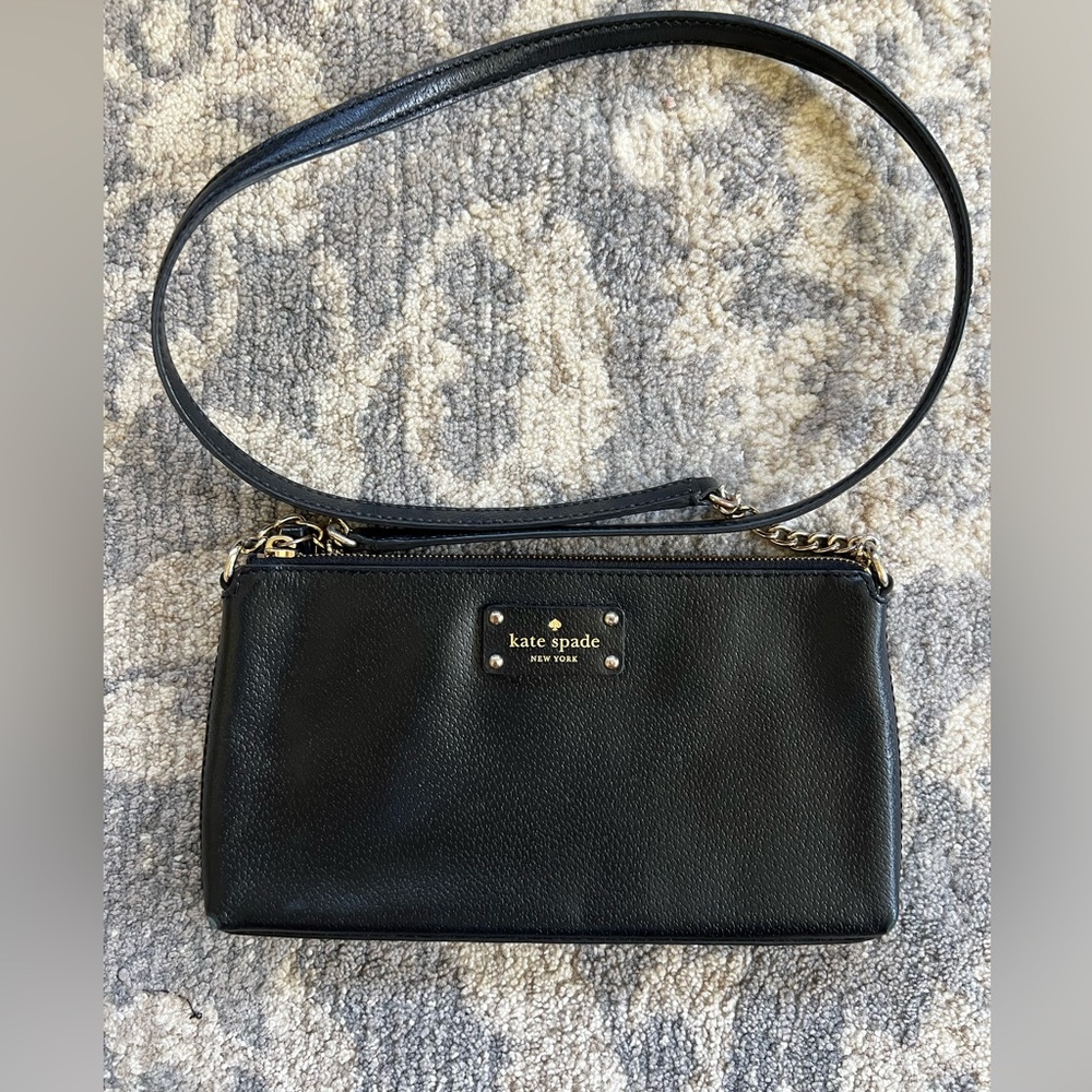 Black Kate Spade crossbody purse